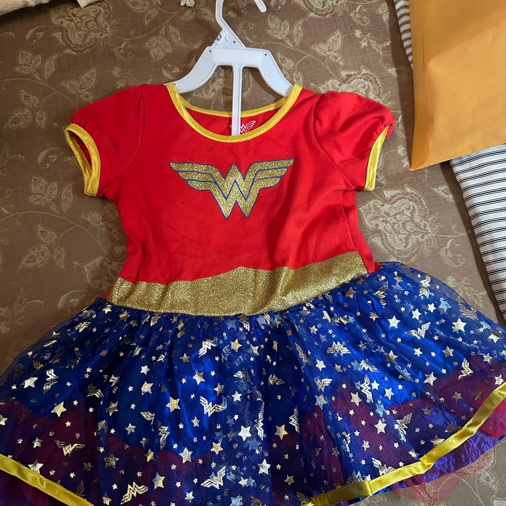Child’s wonder woman costume
